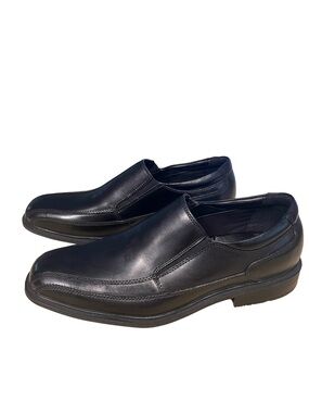 NEW Kenneth Cole New York Mens 8.5 Len Slip-On Black Leather Loafer Dress Shoe